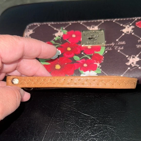 Beverly Hills Polo Club Brown Floral Wallet with Wristlet NWOT - Picture 11 of 11